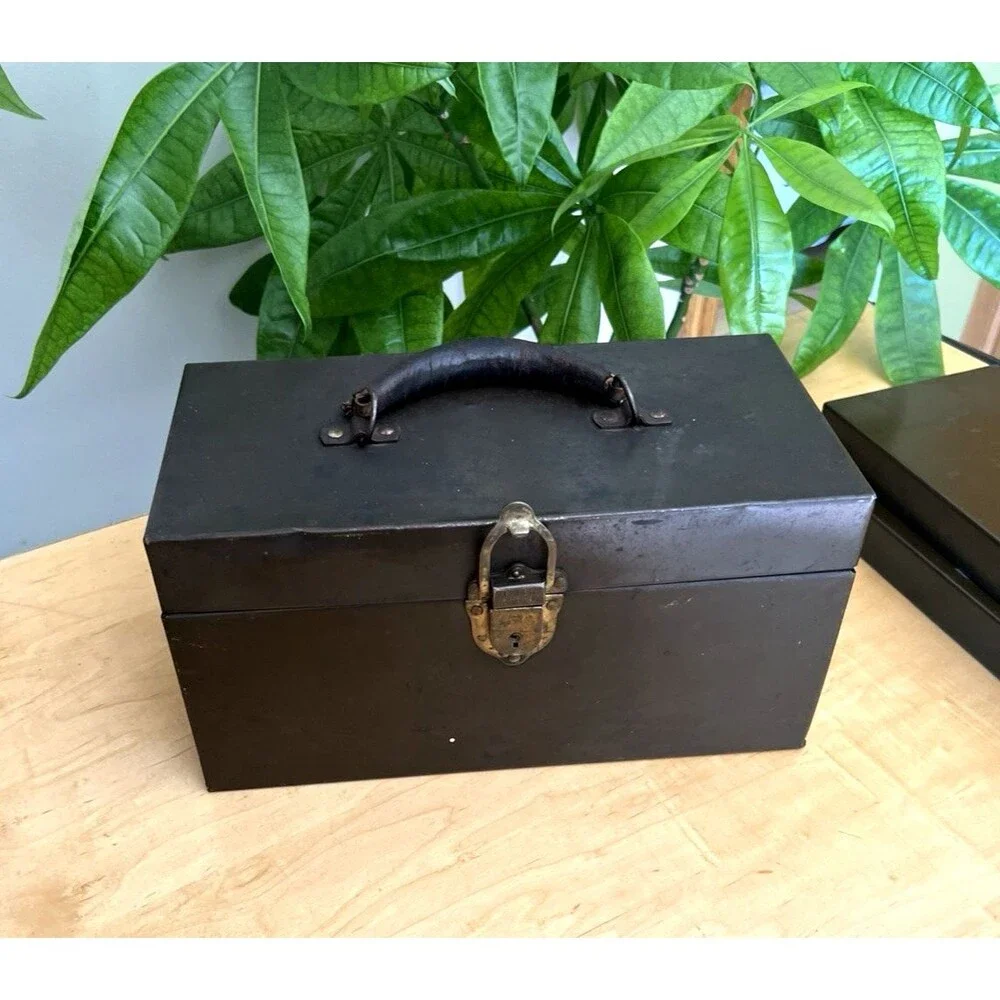 Vintage 1920’s Kennedy Kits Metal Toolbox/Original Trays  Model 12 Dbl Kitty USA